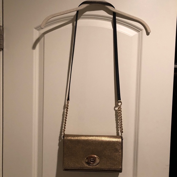Authentic COACH metallic gold leather crossbody - Picture 2 of 8